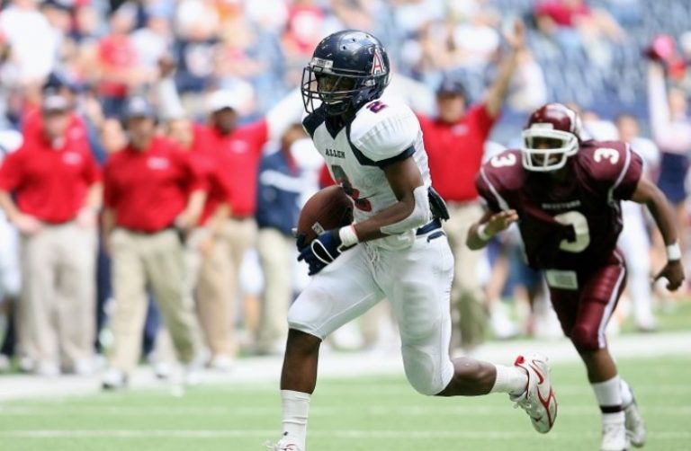 Why do NFL Players Have White Tapes on Their Arms? (Find out today!) SportBlurb